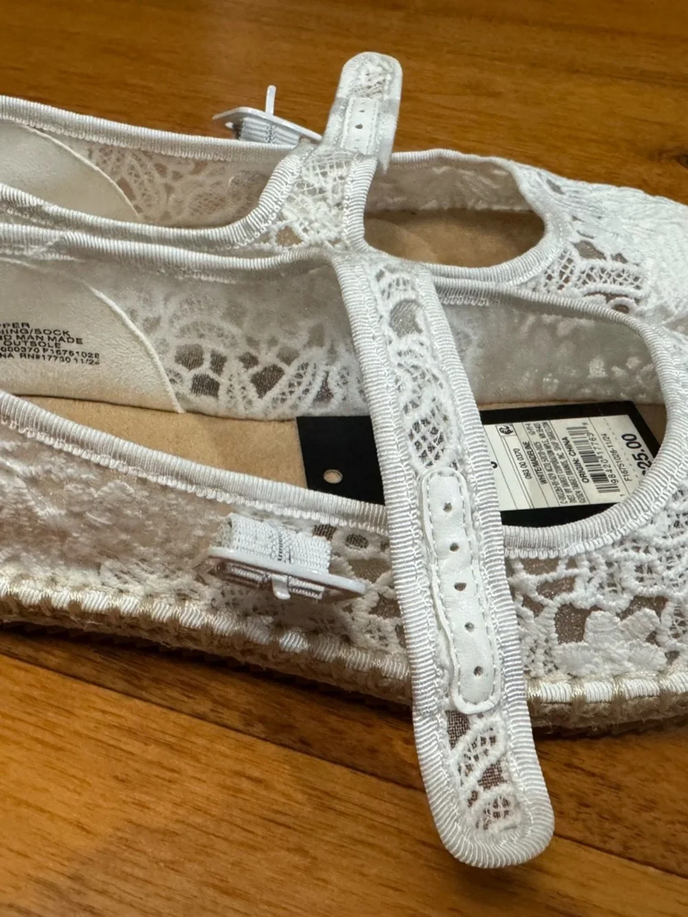 art class White Lace Mary Jane Flats with Buckle Strap